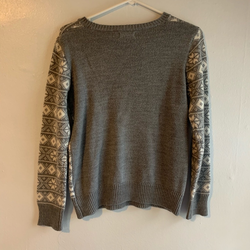 Pattern Sweater - Picture 2 of 3